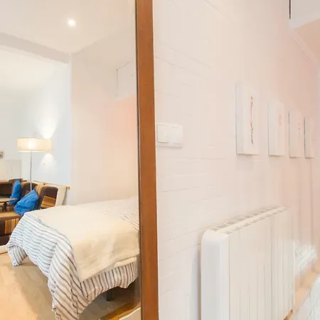 Charming Garden Duplex Historic Centre Appartamento