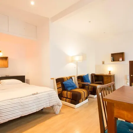 Apartman Charming Garden Duplex Historic Centre